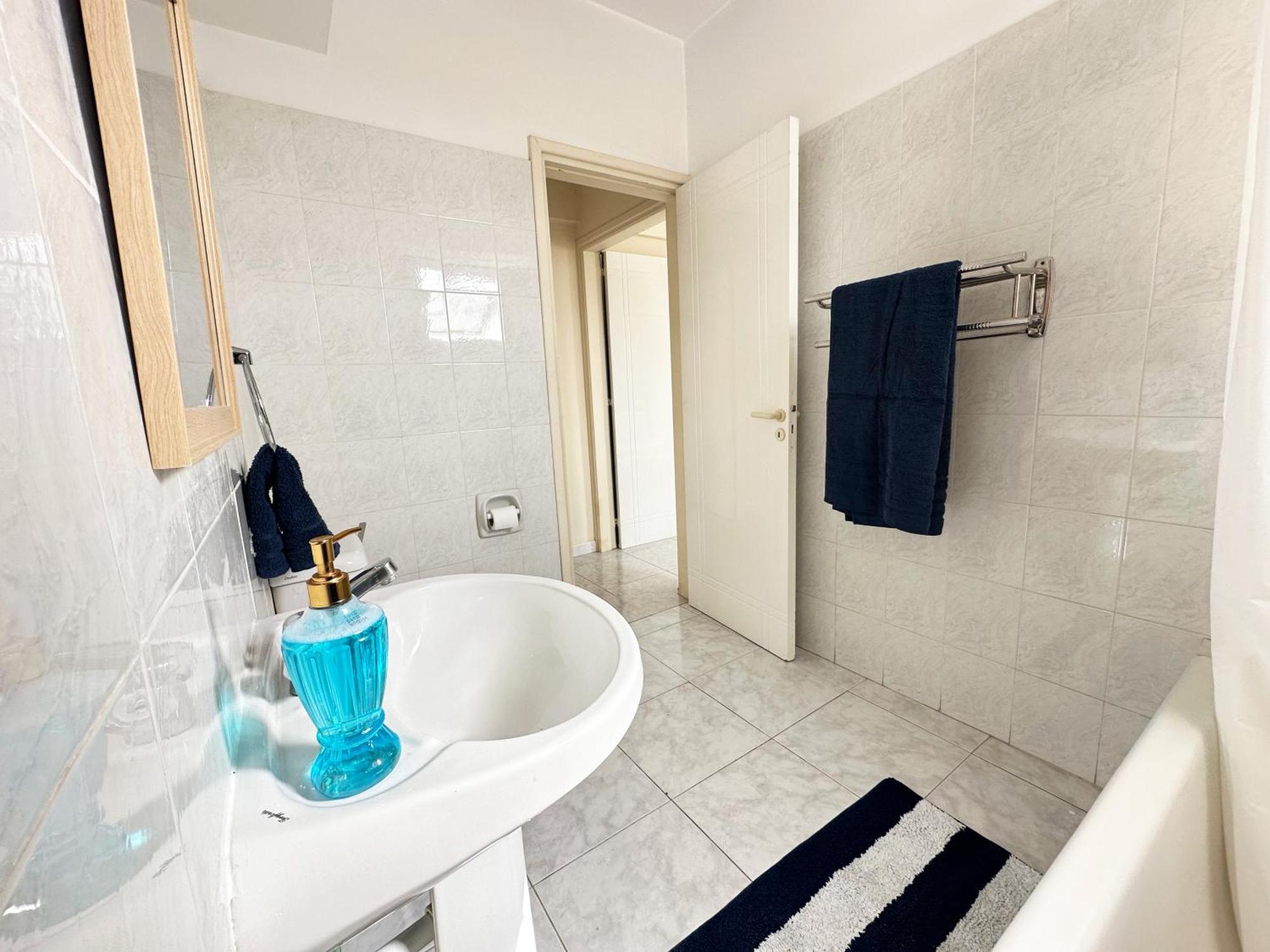 Serenity Sunrise Holiday Apt - Larnaca Exterior photo